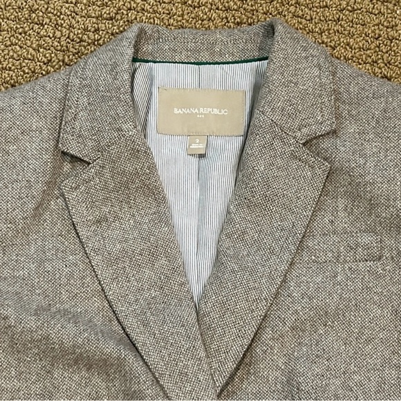 Banana Republic Factory Wool Blend Tweed Blazer size 2 Double Button Oatmeal - Picture 3 of 9